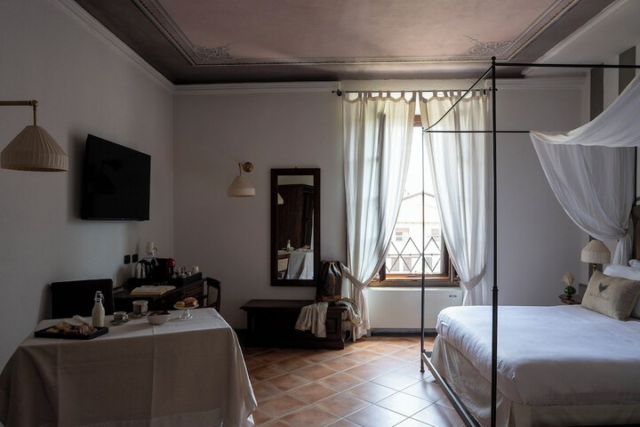 Room 29 of 99