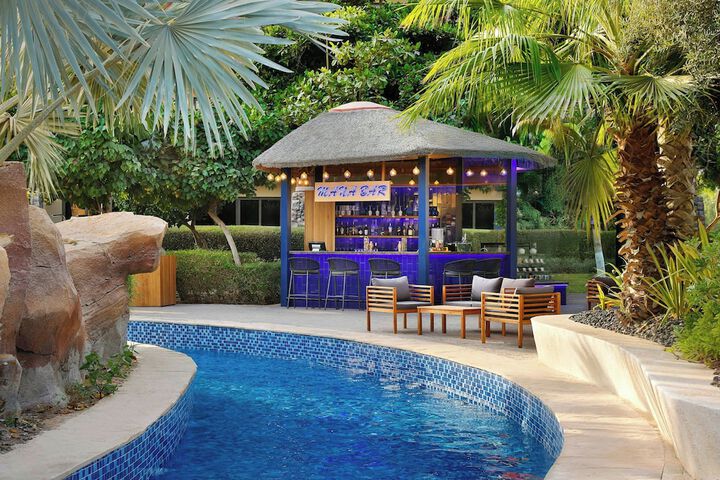 Pool 69 of 152