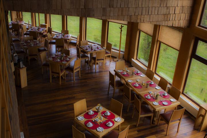 Dining 75 of 150