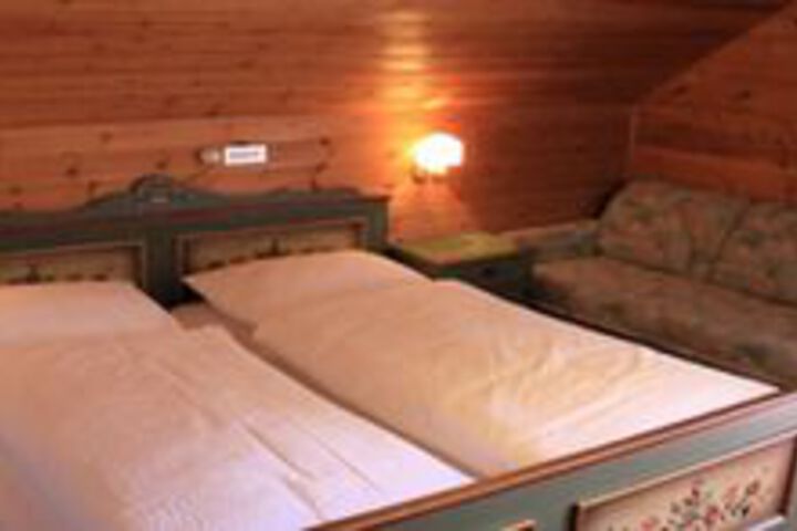 Room 20 of 48