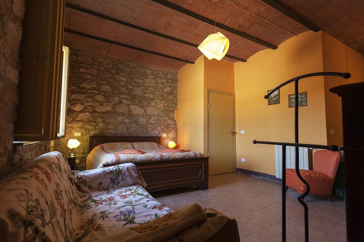Room 5 of 45