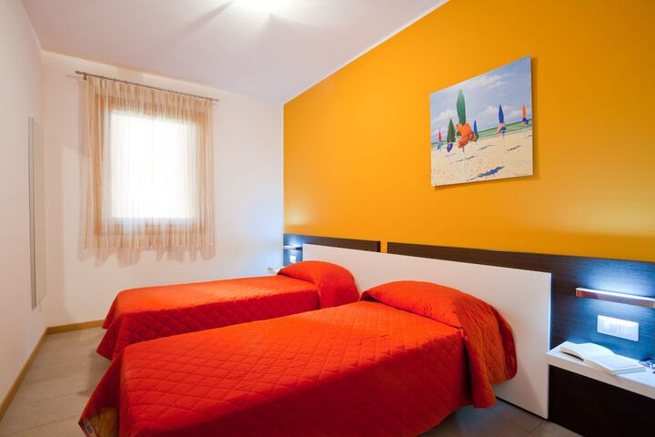 Room 4 of 49