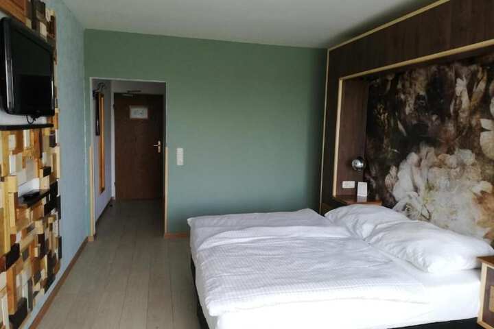 Room 19 of 75