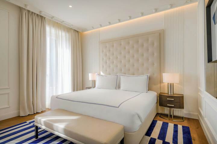 Room 21 of 53