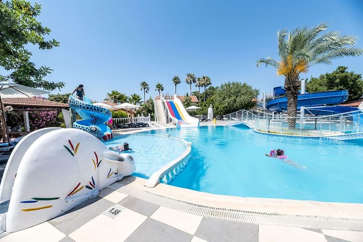 Pool 10 of 26