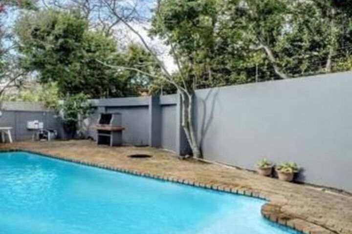 Pool 6 of 6