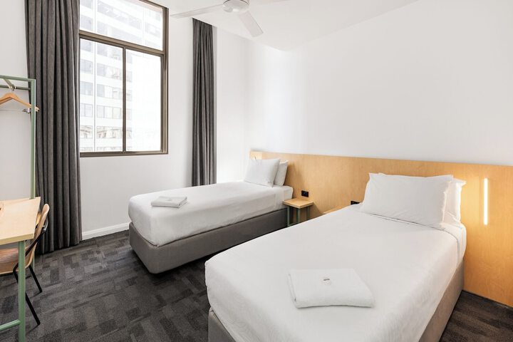 Room 18 of 49
