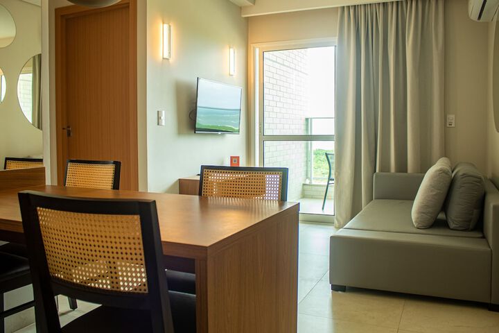 Room 8 of 27