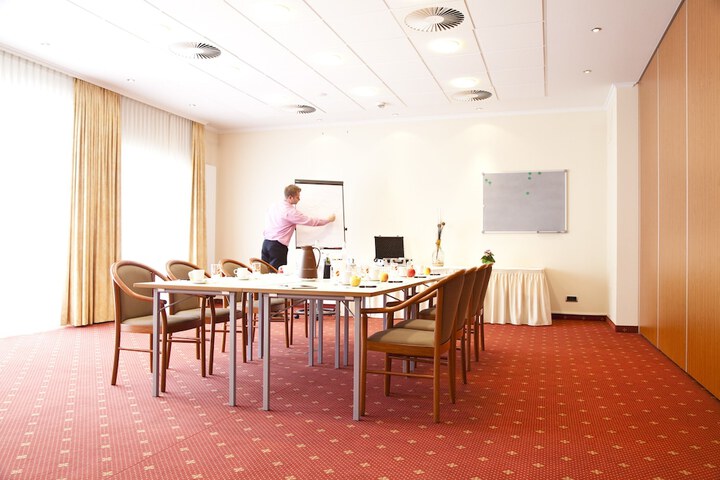 Meeting 43 of 49