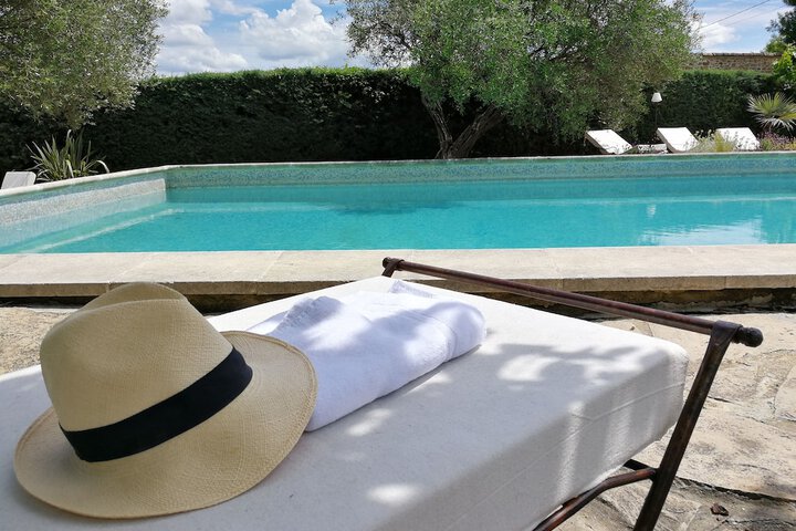 Pool 27 of 49