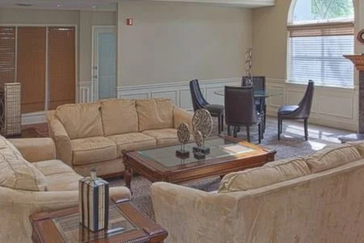 Room 2 of 6