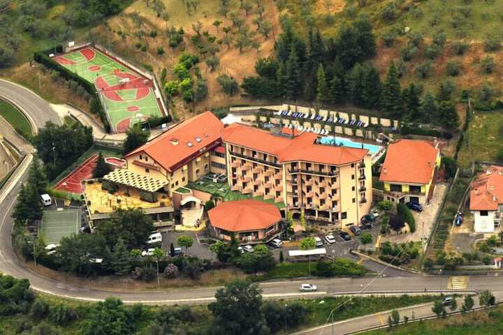 Hotel 31 of 31