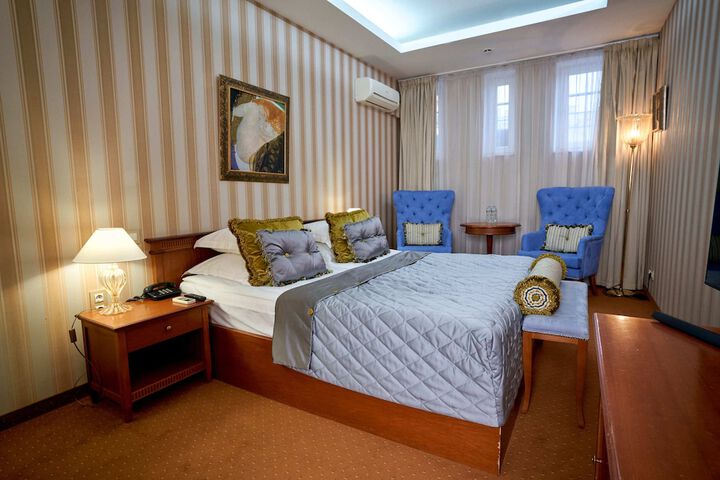 Room 22 of 57