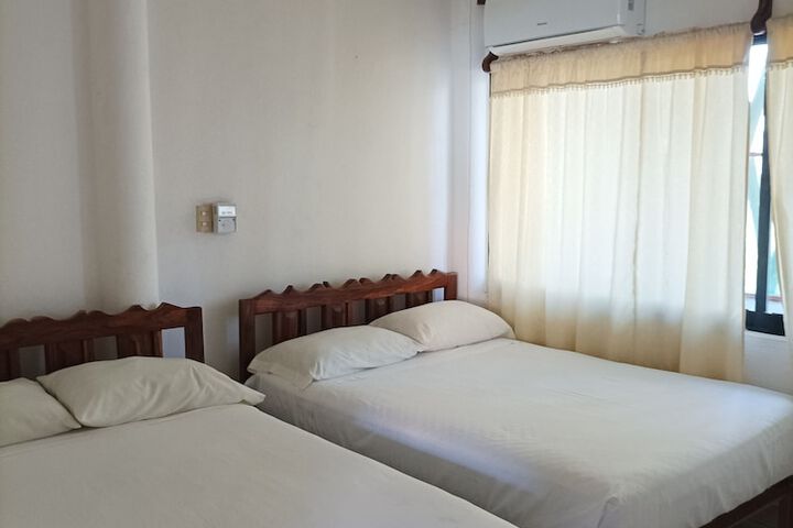Room 7 of 42