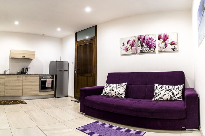 Estrella Lodging