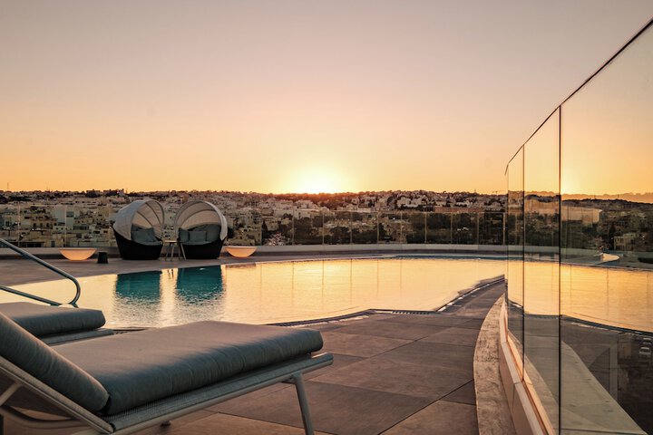 Pool 47 of 67
