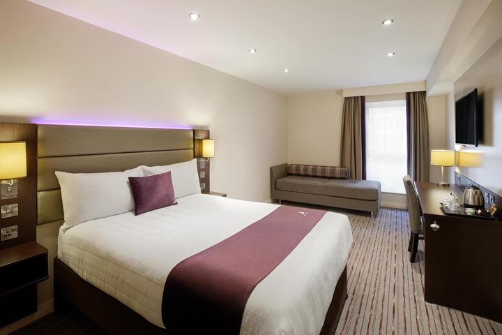 Room 15 of 24