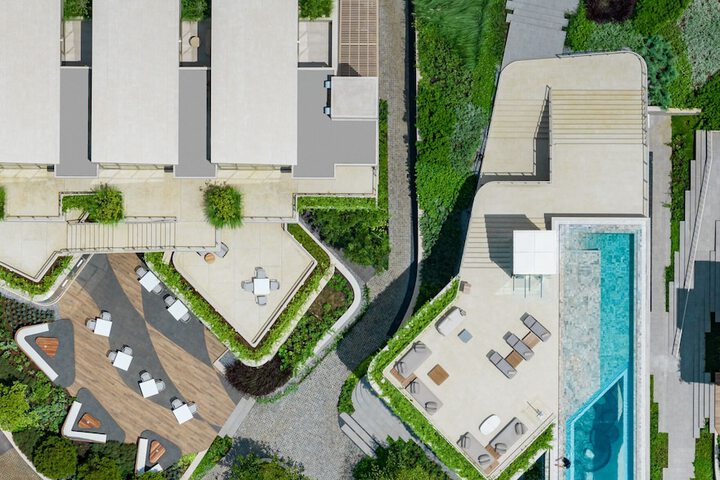 Hotel 92 of 98