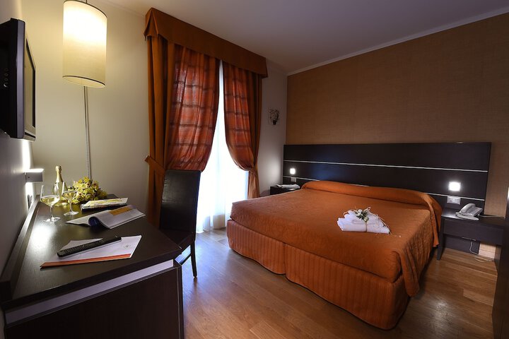 Room 7 of 46
