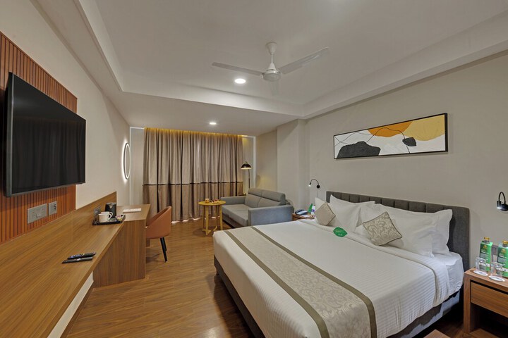 Room 6 of 26