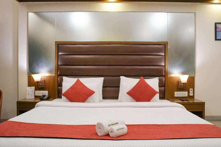 Room 45 of 114