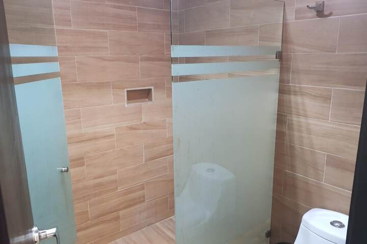 Room 15 of 68