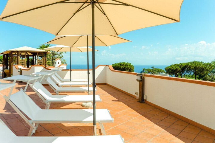 Terrace/Patio 93 of 106
