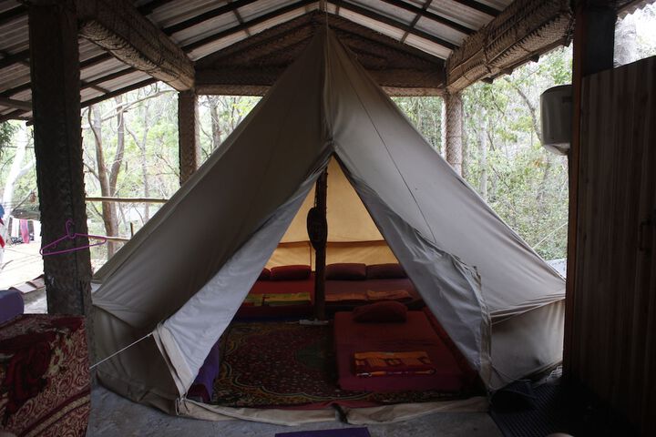 Room 12 of 28
