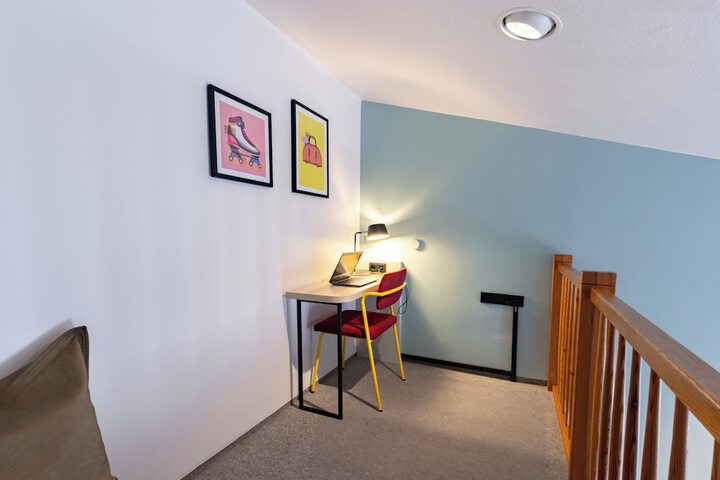 Room 68 of 134