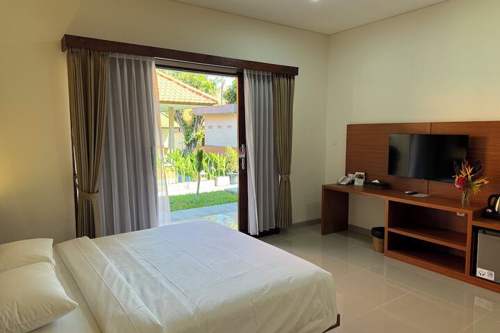 Room 26 of 74