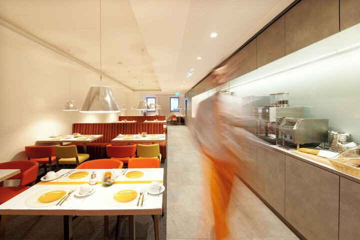 Breakfast area