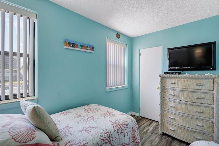 Room 67 of 325