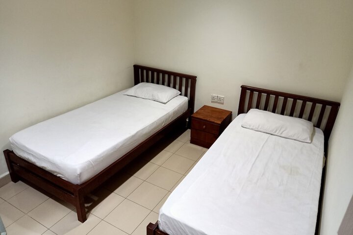 Room 13 of 49
