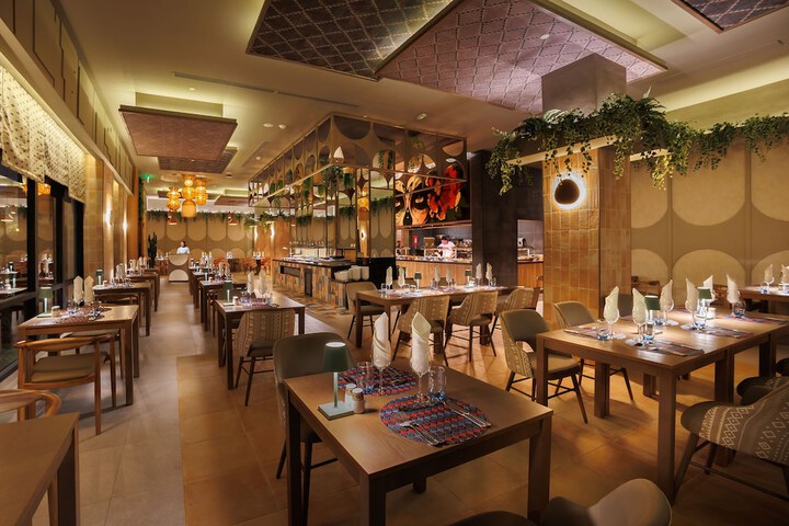 Dining 107 of 172