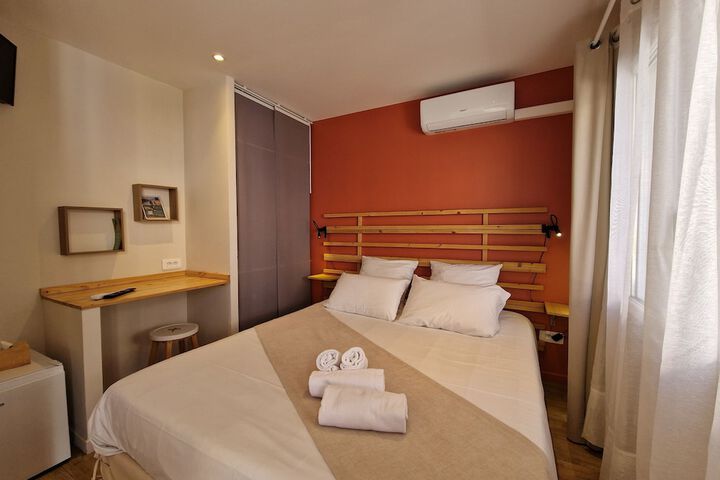 Room 5 of 46