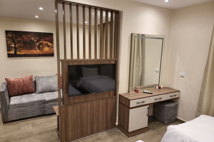 Room 28 of 55
