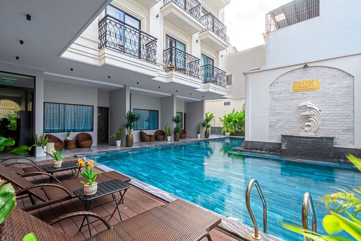 Pool 54 of 85