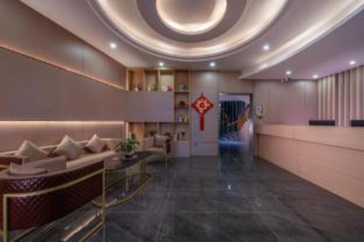 Yaxuan Hotel (Nanning Binyang County Finance Road Branch)