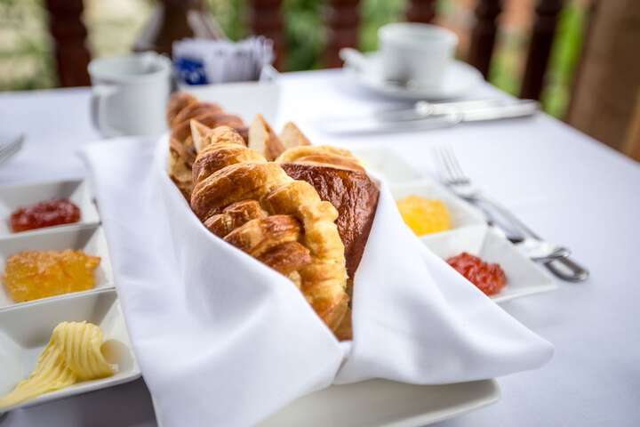 Breakfast/Coffee Service 58 of 91