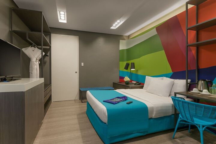 Room 10 of 61