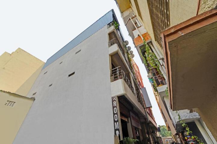 Hotel O JDJ Residency