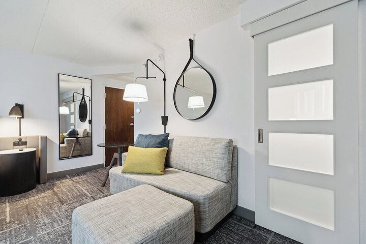 Room amenity