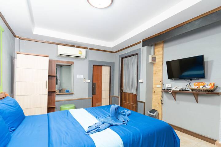 Room 19 of 95