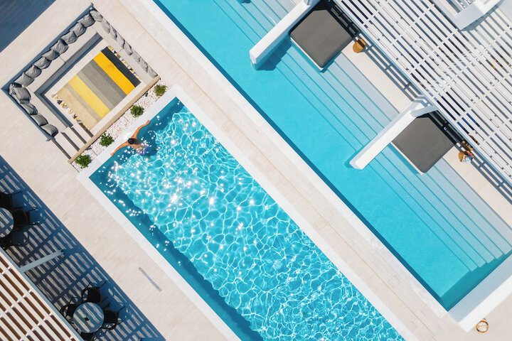 Pool 25 of 48