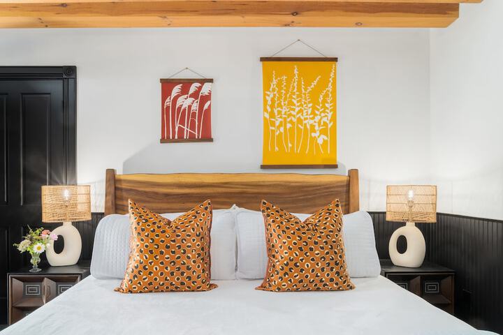 Room 28 of 172