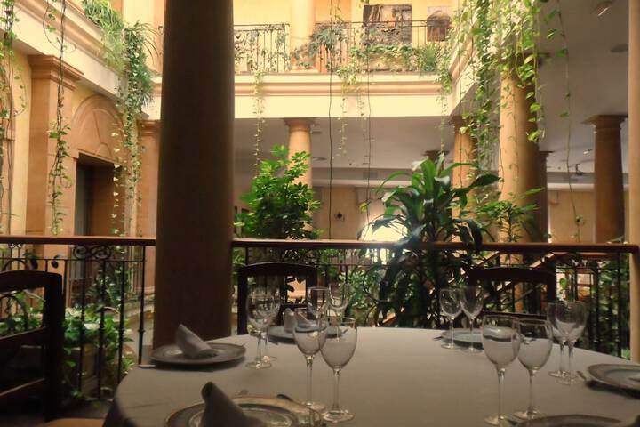 Dining 34 of 71