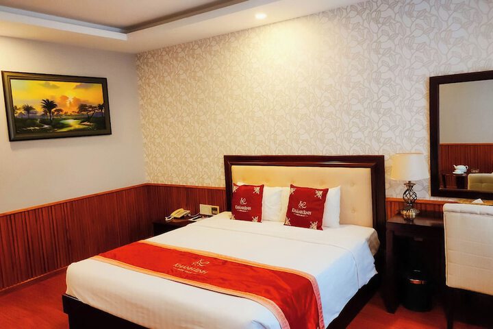 Room 17 of 46