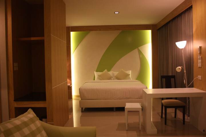 Room 13 of 41