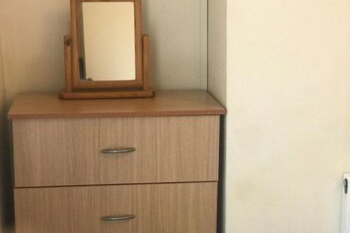 Room 16 of 25
