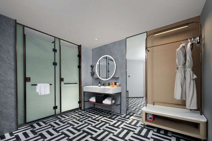Room 49 of 89